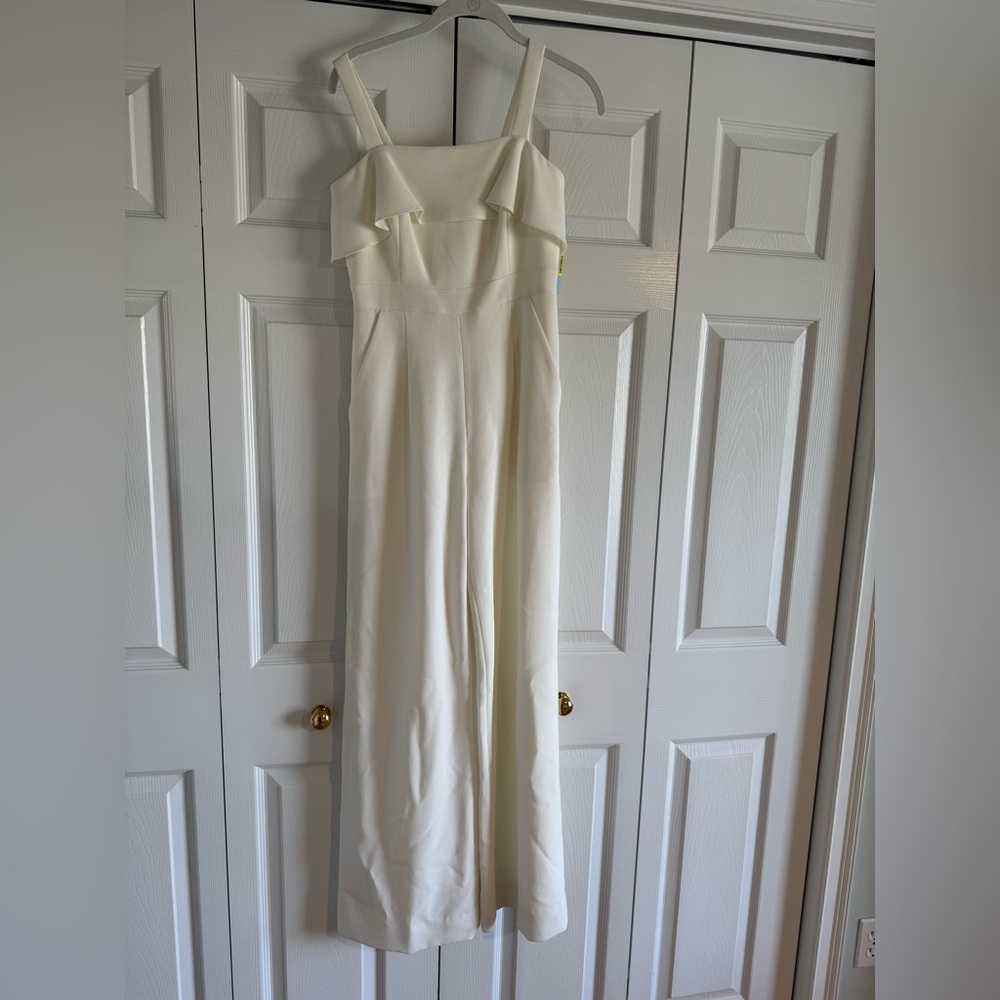 Elegant Cream Antonio Melani Sleeveless Jumpsuit Size 2 New NWT